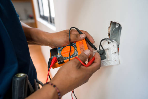 Best Emergency Electrical Repair  in Dakota Dunes, SD