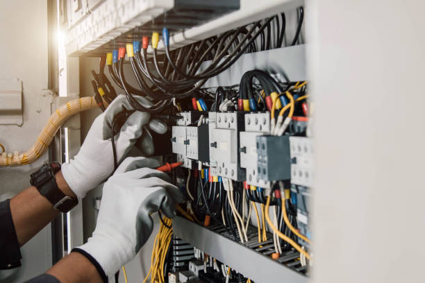 Best Electrical Installation Contractor  in Dakota Dunes, SD